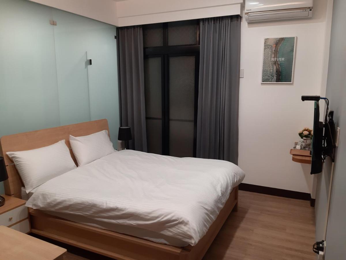 藏青民宿the Wind Guesthouse-Youth Inn Tainan Rum bild