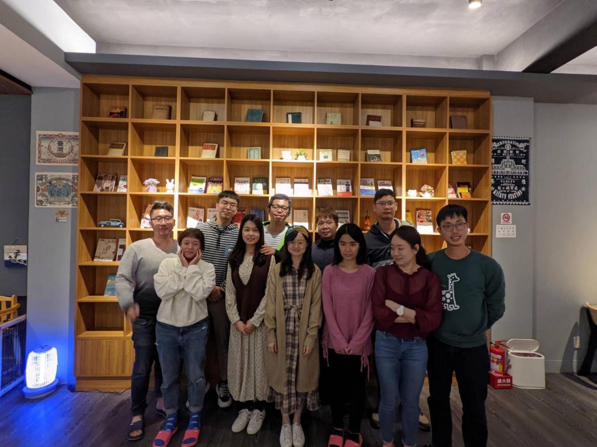 藏青民宿the Wind Guesthouse-Youth Inn Tainan Exteriör bild