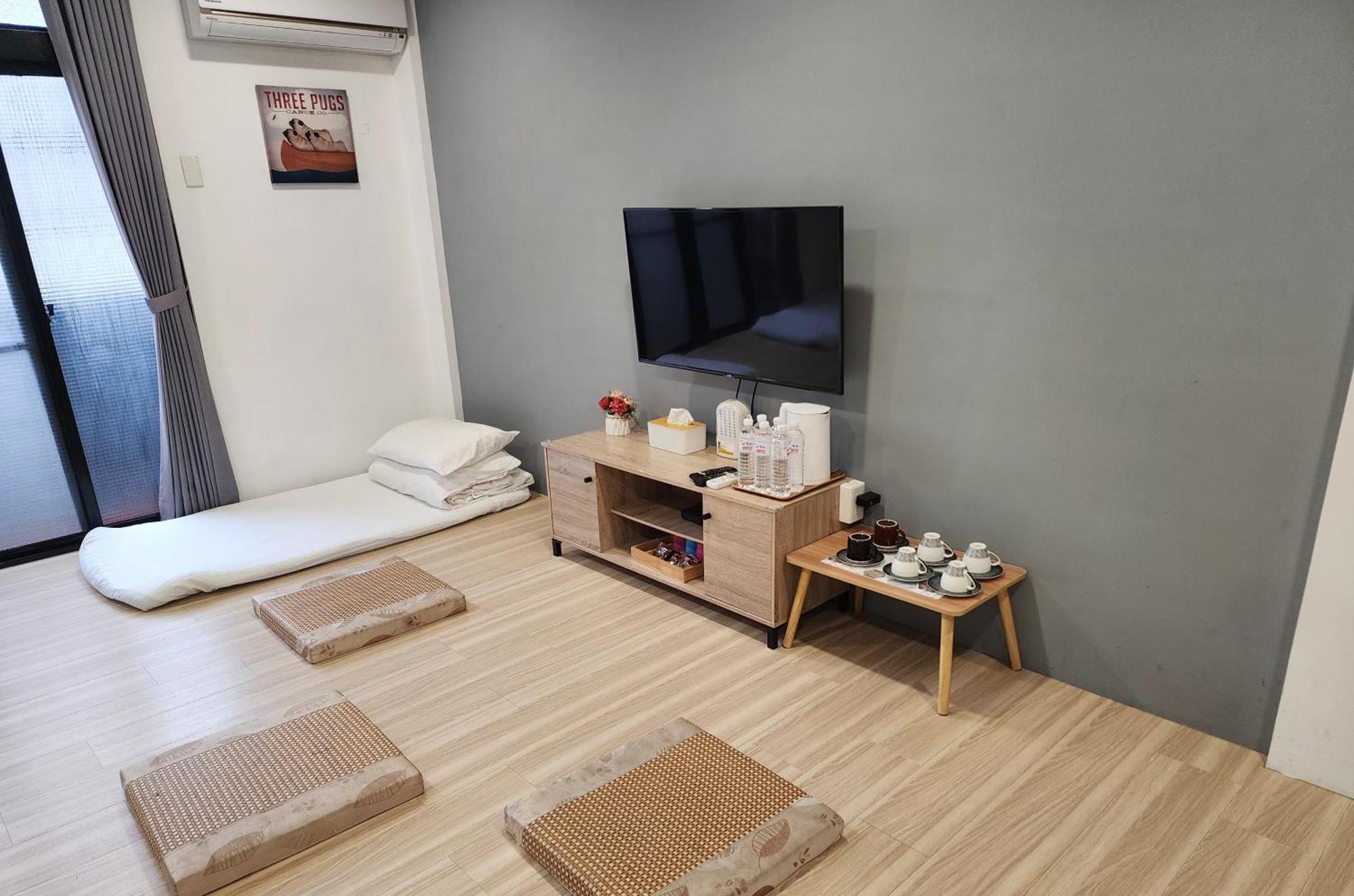 藏青民宿the Wind Guesthouse-Youth Inn Tainan Rum bild